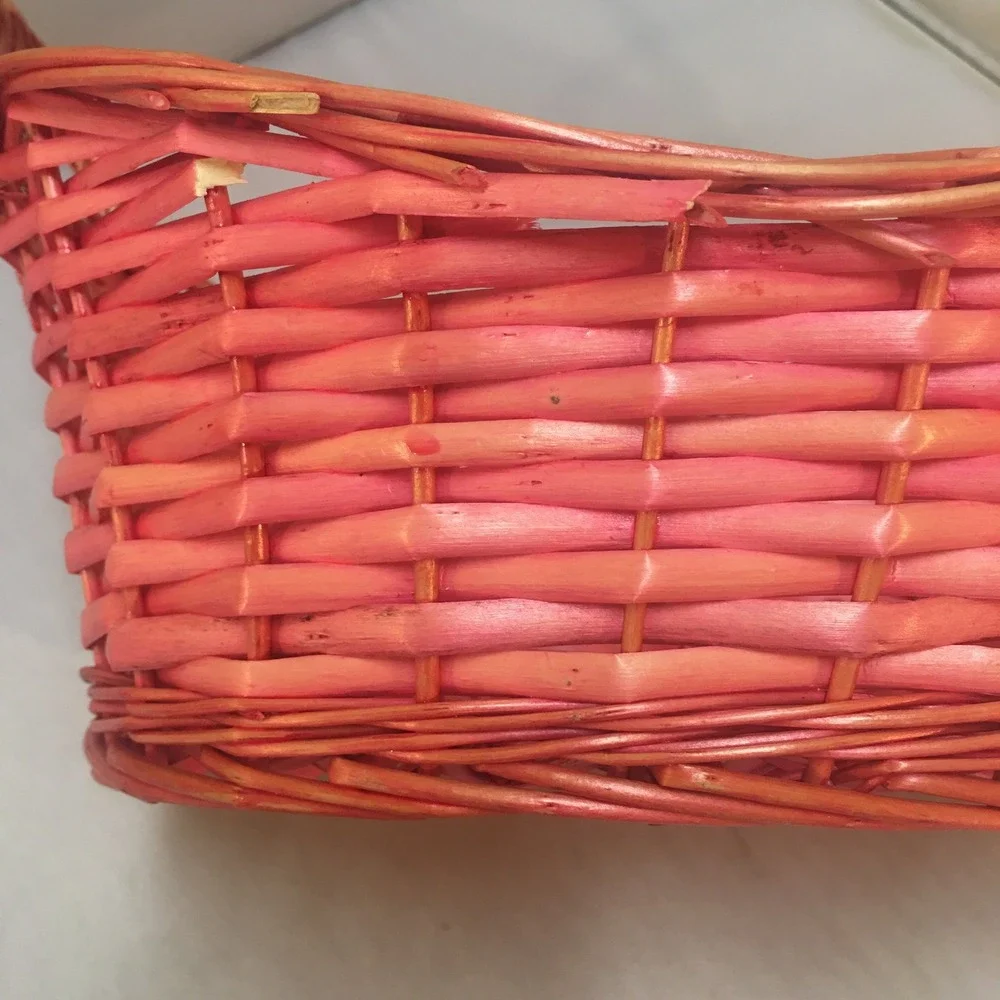 Unbranded woven wicker